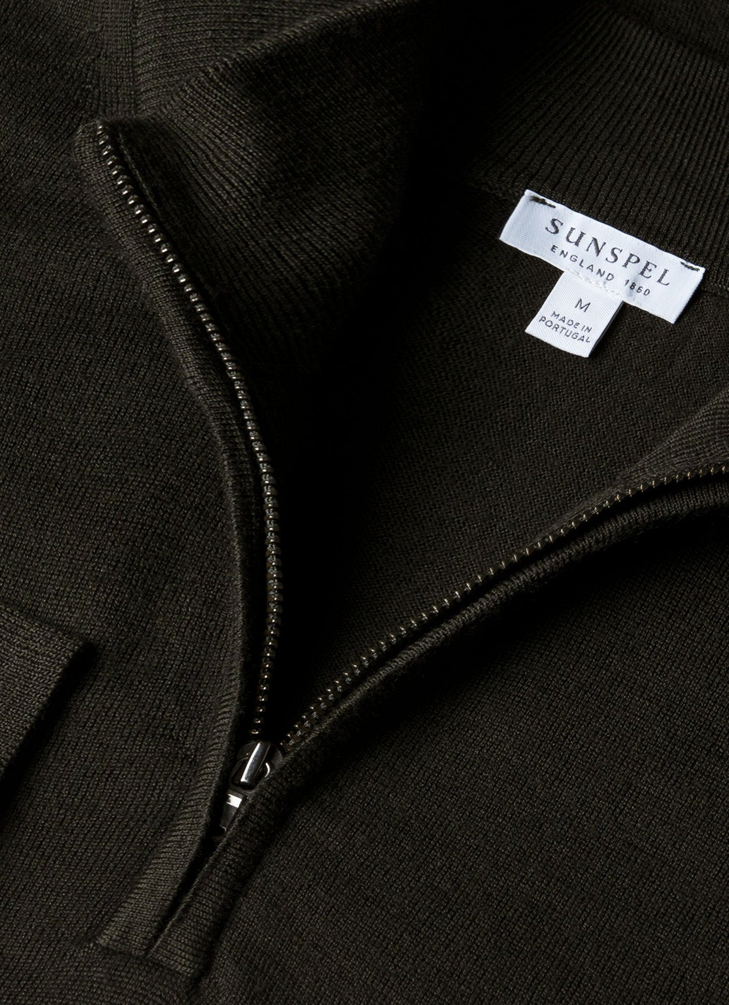 Mens Extra Fine Merino Zip Neck In Dark Green Mjum8116 Gnin