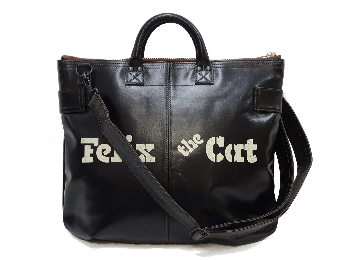 TOYS McCOY Men's Felix the Cat Leather Shoulder Bag - Black Horsehide, U.S. Air Force Helmet Bag Inspired, Made in Japan (TMA2523 031 Black)