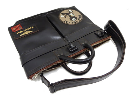 TOYS McCOY Men's Felix the Cat Leather Shoulder Bag - Black Horsehide, U.S. Air Force Helmet Bag Inspired, Made in Japan (TMA2523 031 Black)
