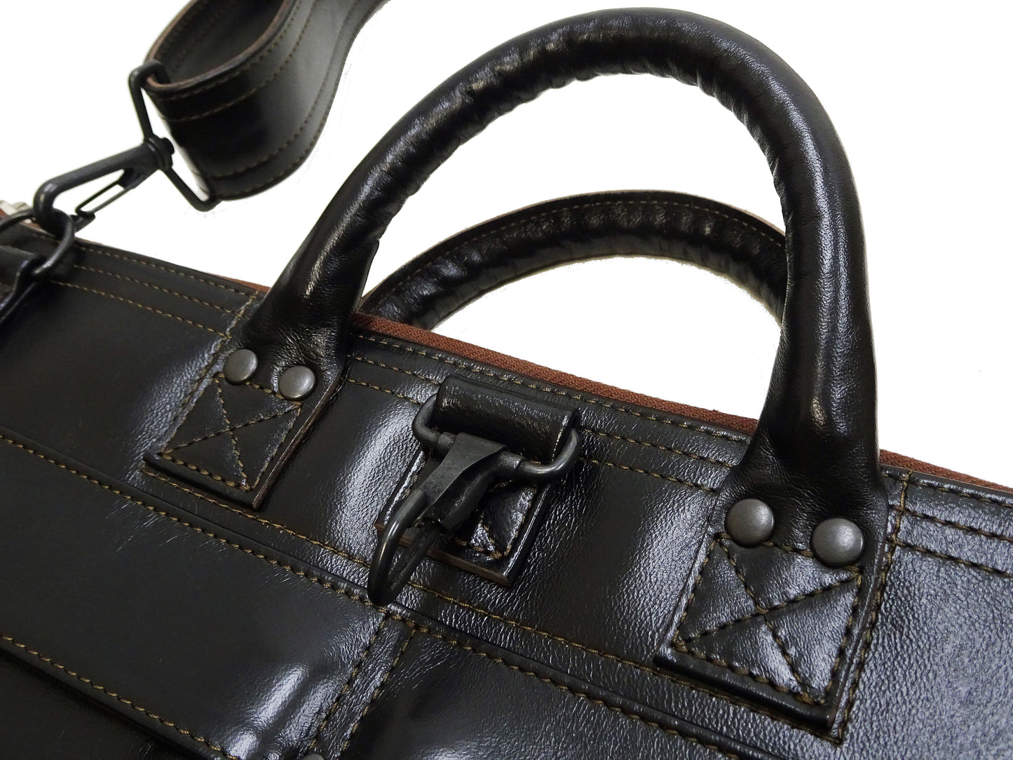 TOYS McCOY Men's Felix the Cat Leather Shoulder Bag - Black Horsehide, U.S. Air Force Helmet Bag Inspired, Made in Japan (TMA2523 031 Black)