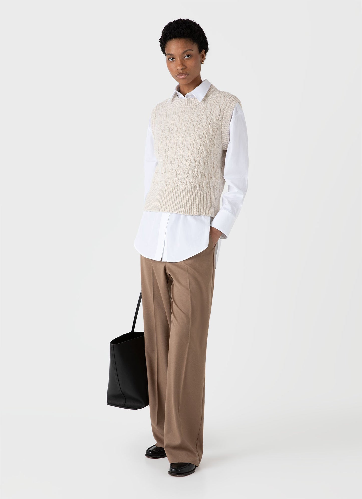 Womens Cable Knit Vest In Ecru Wtop8218 Whcr